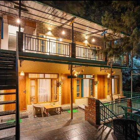 מוסורי The Hill Story, Entire Chalet, Offbeat,Cozy מראה חיצוני תמונה