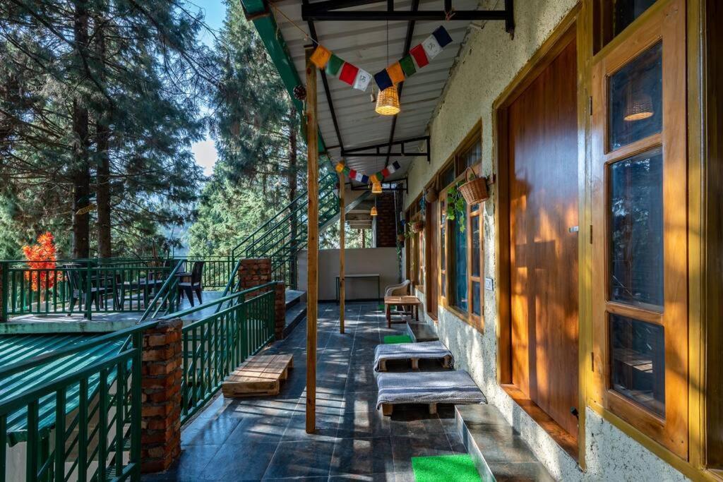 מוסורי The Hill Story, Entire Chalet, Offbeat,Cozy מראה חיצוני תמונה