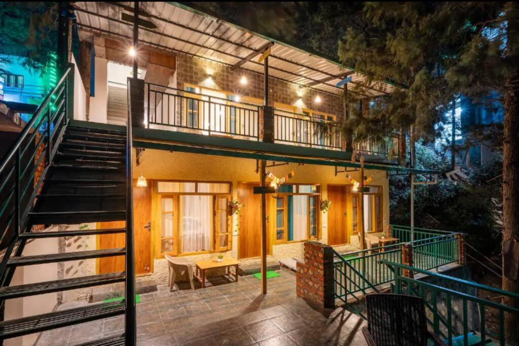 מוסורי The Hill Story, Entire Chalet, Offbeat,Cozy מראה חיצוני תמונה